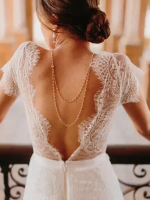 Collier de dos Muse