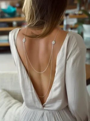 Collier de dos Parfaite