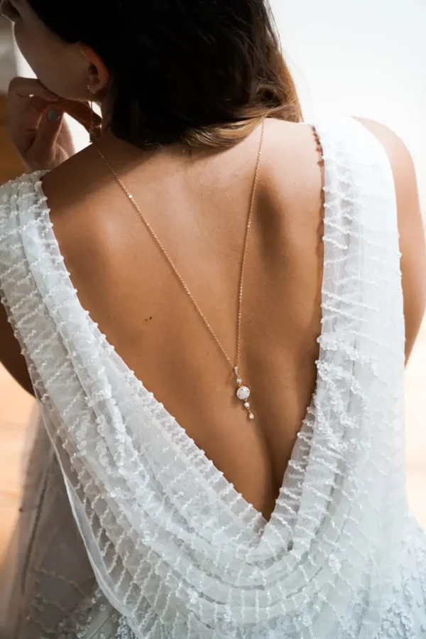 Collier de dos Pure