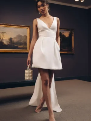 Ella1.webp
