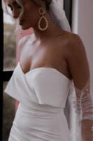 Robe Lily