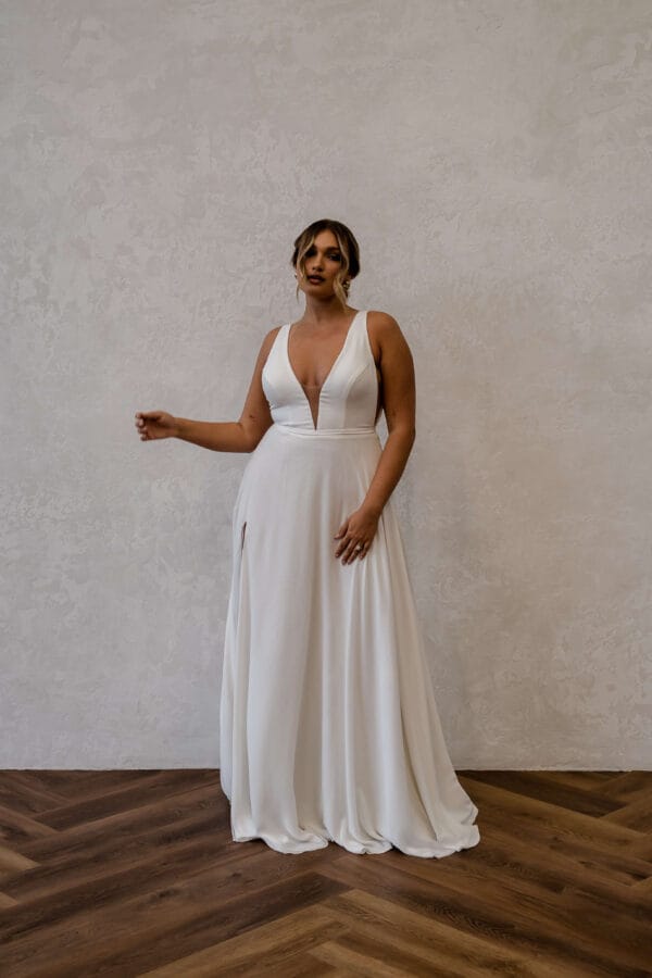 Robe Lucy V2