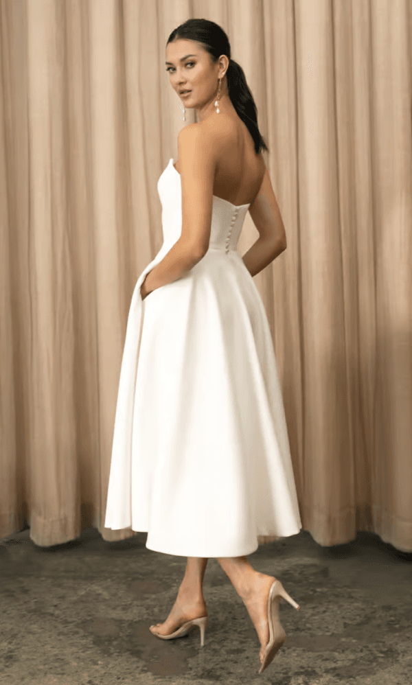 Robe Carrie